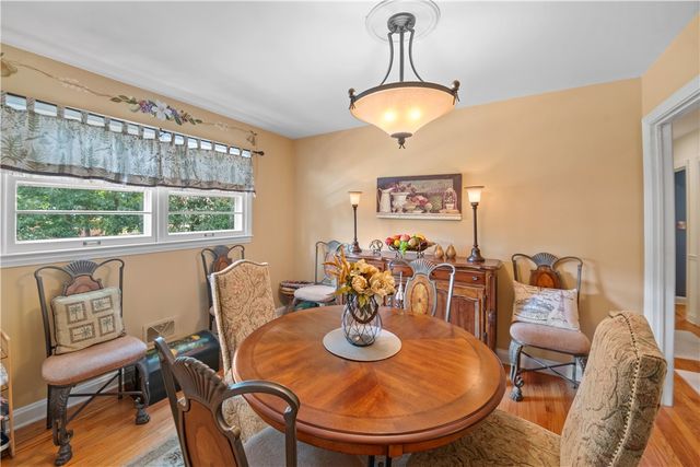 110 George Street, Easley, SC 29642