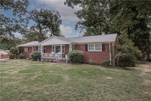 110 George Street, Easley, SC 29642