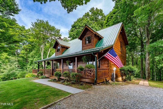 104 Crestwood Drive, Roan Mountain, TN 37687