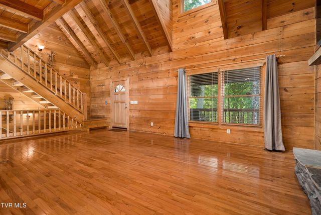 104 Crestwood Drive, Roan Mountain, TN 37687