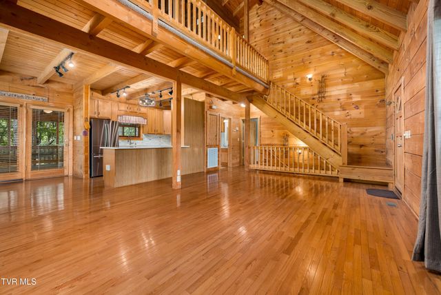 104 Crestwood Drive, Roan Mountain, TN 37687