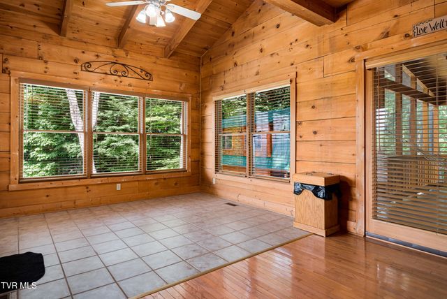 104 Crestwood Drive, Roan Mountain, TN 37687