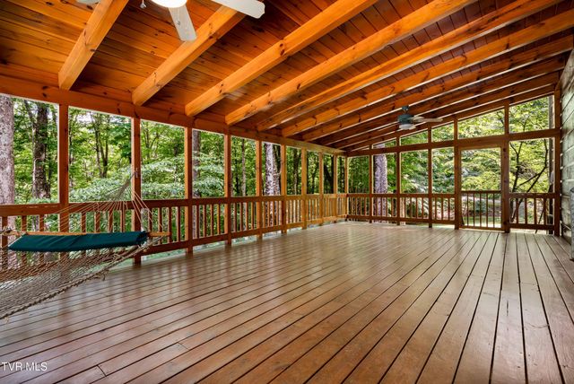 104 Crestwood Drive, Roan Mountain, TN 37687