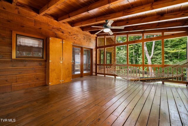 104 Crestwood Drive, Roan Mountain, TN 37687