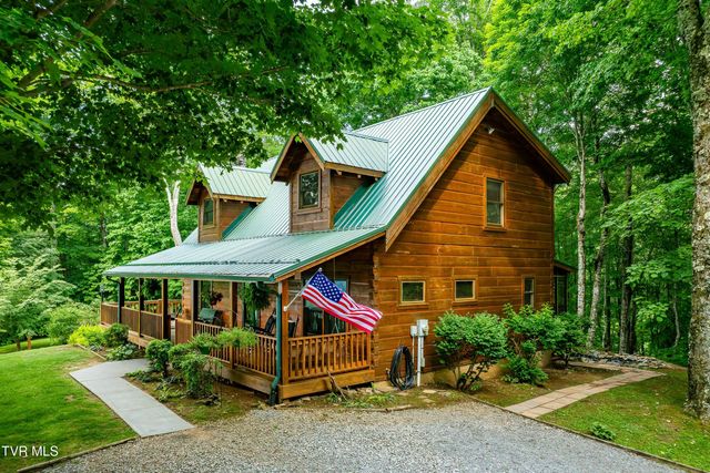104 Crestwood Drive, Roan Mountain, TN 37687