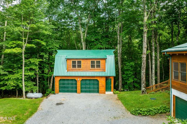 104 Crestwood Drive, Roan Mountain, TN 37687