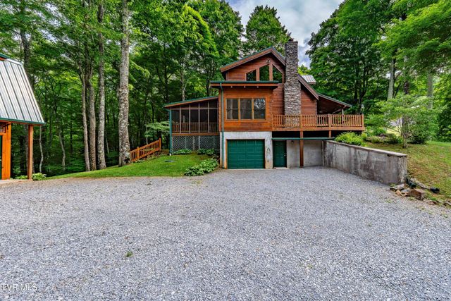 104 Crestwood Drive, Roan Mountain, TN 37687
