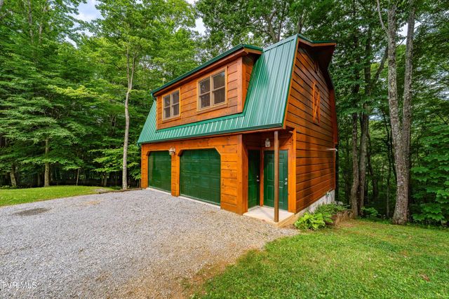 104 Crestwood Drive, Roan Mountain, TN 37687