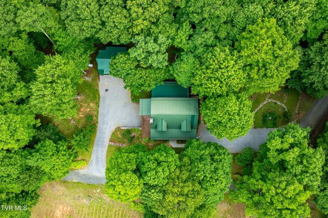 104 Crestwood Drive, Roan Mountain, TN 37687
