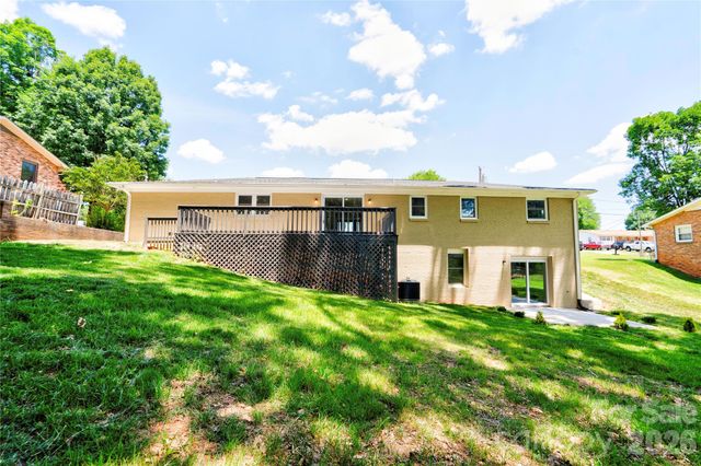 2173 Ridgewood Drive, Gastonia, NC 28054