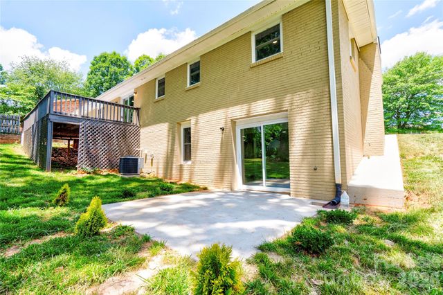 2173 Ridgewood Drive, Gastonia, NC 28054