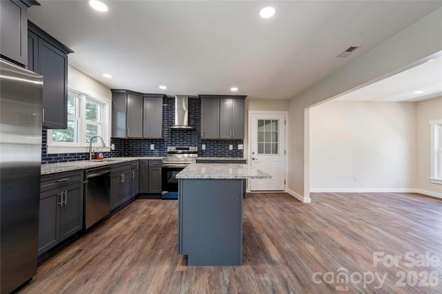 2173 Ridgewood Drive, Gastonia, NC 28054