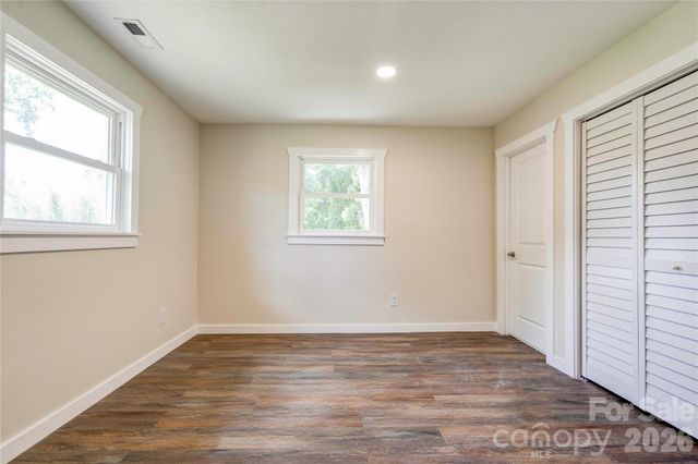 2173 Ridgewood Drive, Gastonia, NC 28054