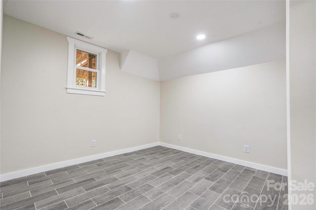 2173 Ridgewood Drive, Gastonia, NC 28054