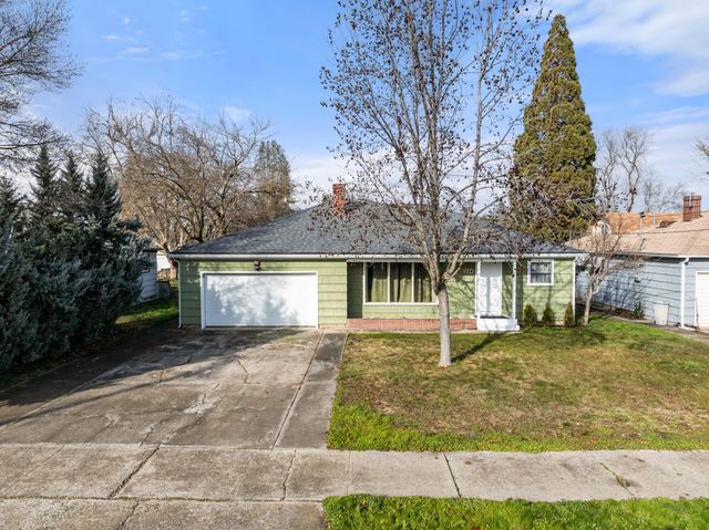 1124 Mt Pitt Avenue, Medford, OR 97501