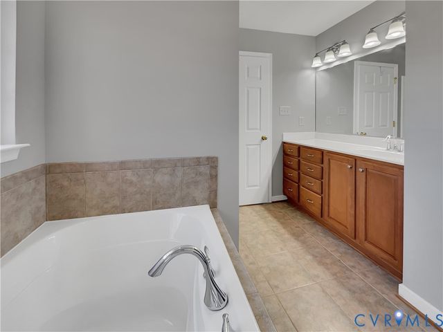 6029 Eagles Crest Dr, Chesterfield, VA 23832