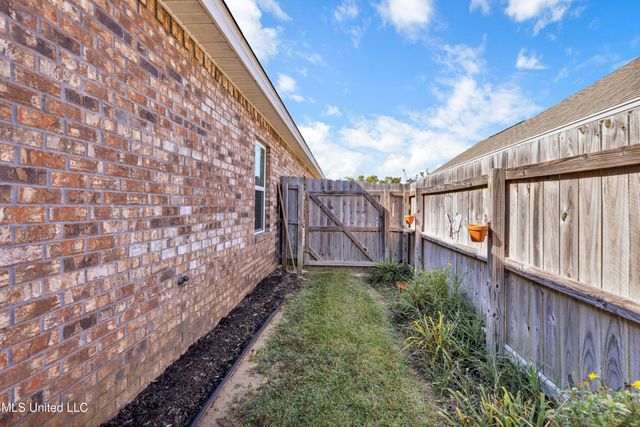 10620 Chapelwood Drive, Gulfport, MS 39503