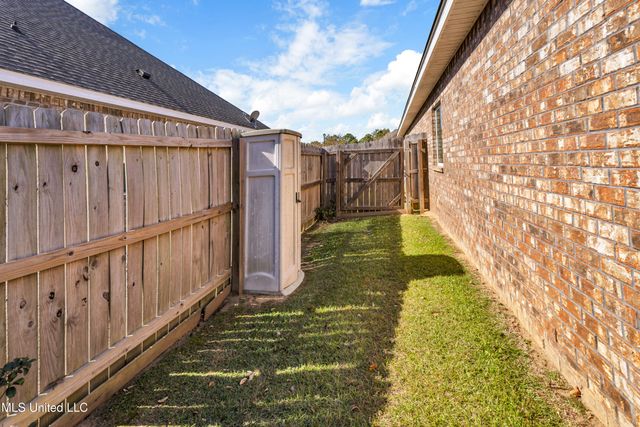 10620 Chapelwood Drive, Gulfport, MS 39503