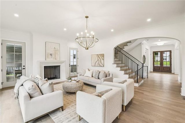 145 Grayton Lane, Roswell, GA 30075