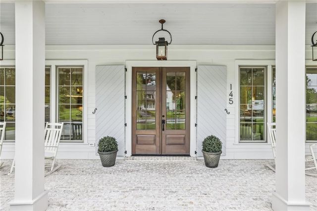 145 Grayton Lane, Roswell, GA 30075