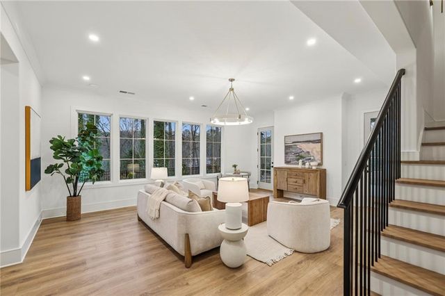 145 Grayton Lane, Roswell, GA 30075