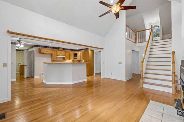 6284 SE Tater Peeler Rd, Lebanon, TN 37090