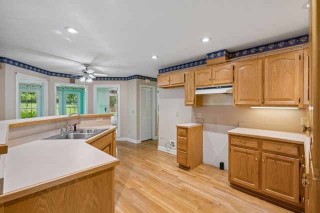 6284 SE Tater Peeler Rd, Lebanon, TN 37090