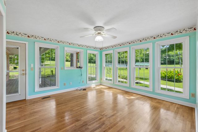 6284 SE Tater Peeler Rd, Lebanon, TN 37090