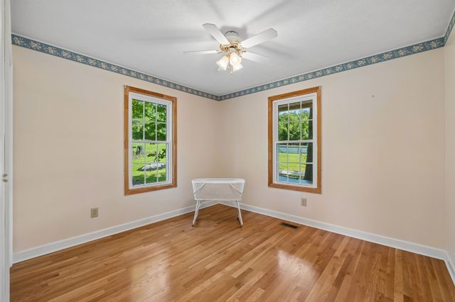 6284 SE Tater Peeler Rd, Lebanon, TN 37090