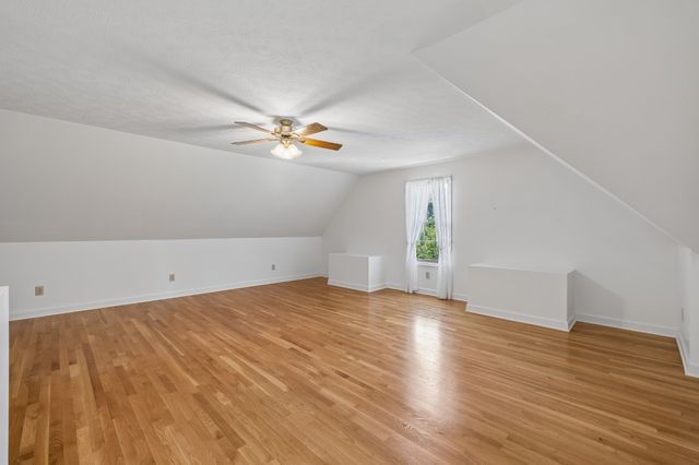 6284 SE Tater Peeler Rd, Lebanon, TN 37090