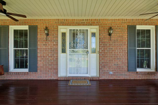 6284 SE Tater Peeler Rd, Lebanon, TN 37090