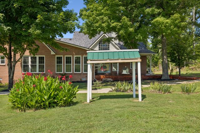 6284 SE Tater Peeler Rd, Lebanon, TN 37090