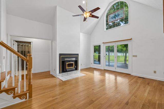 6284 SE Tater Peeler Rd, Lebanon, TN 37090