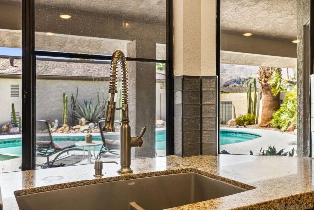 142 Yale Dr, Rancho Mirage, CA 92270