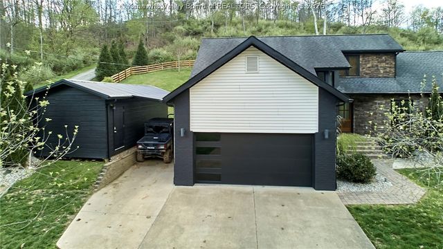 1913 Rocky Step Road, Scott Depot, WV 25560