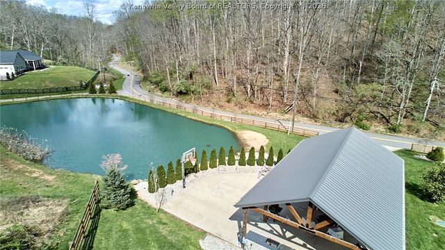 1913 Rocky Step Road, Scott Depot, WV 25560