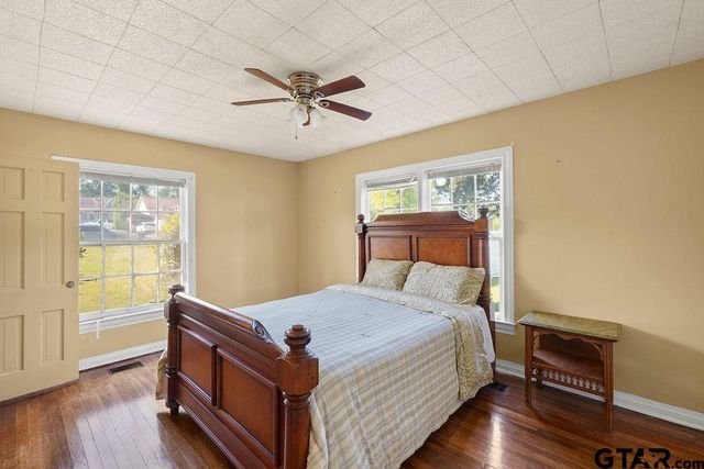 1405 Mockingbird Ln, Tyler, TX 75701