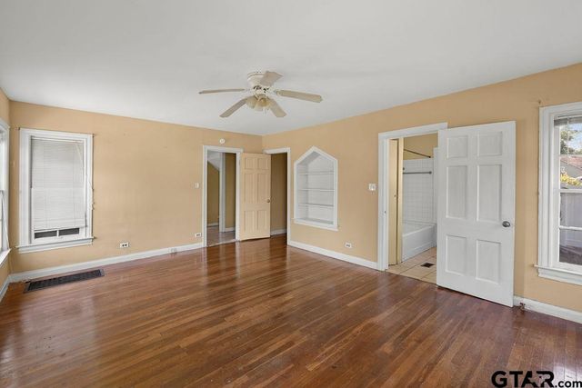 1405 Mockingbird Ln, Tyler, TX 75701