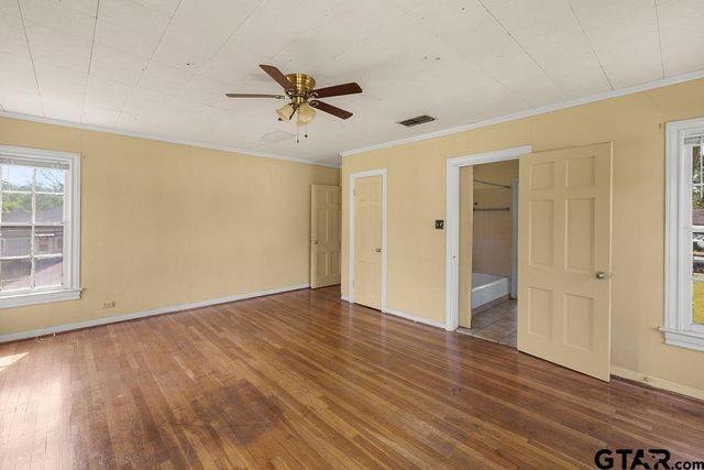 1405 Mockingbird Ln, Tyler, TX 75701