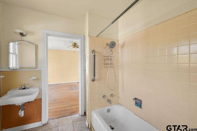 1405 Mockingbird Ln, Tyler, TX 75701