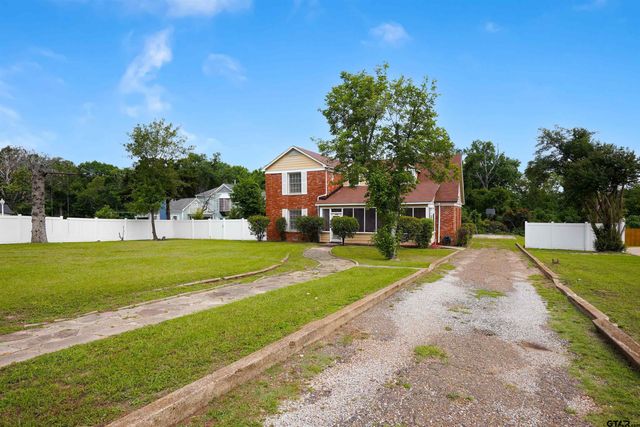 1405 Mockingbird Ln, Tyler, TX 75701