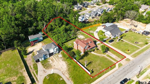 1405 Mockingbird Ln, Tyler, TX 75701