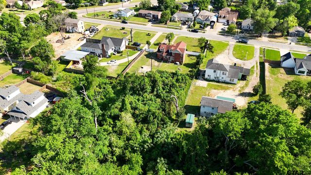1405 Mockingbird Ln, Tyler, TX 75701