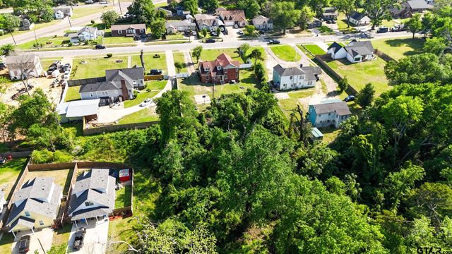 1405 Mockingbird Ln, Tyler, TX 75701