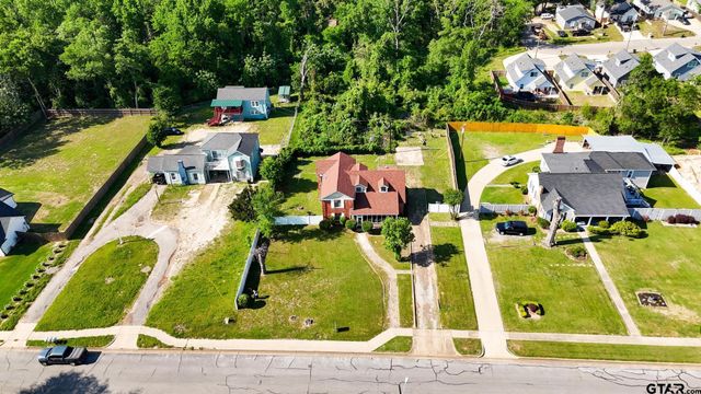 1405 Mockingbird Ln, Tyler, TX 75701