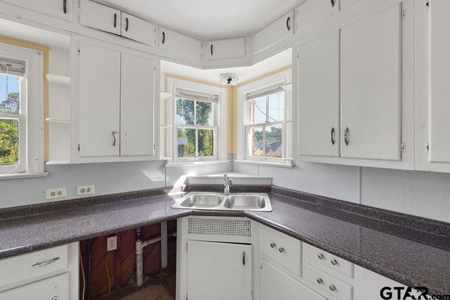 1405 Mockingbird Ln, Tyler, TX 75701