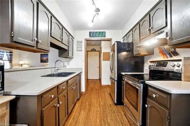 5541 Annandale DR, Virginia Beach, VA 23464