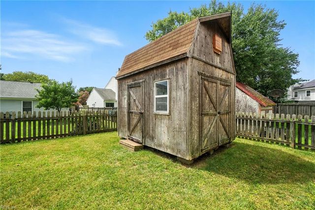 5541 Annandale DR, Virginia Beach, VA 23464