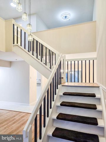 307-B MODELE PLZ, Monroe Township, NJ 08831