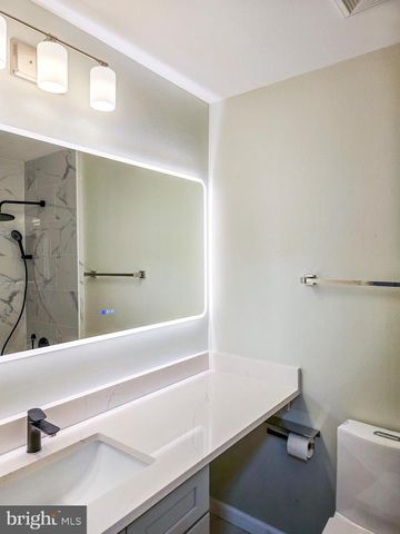 307-B MODELE PLZ, Monroe Township, NJ 08831